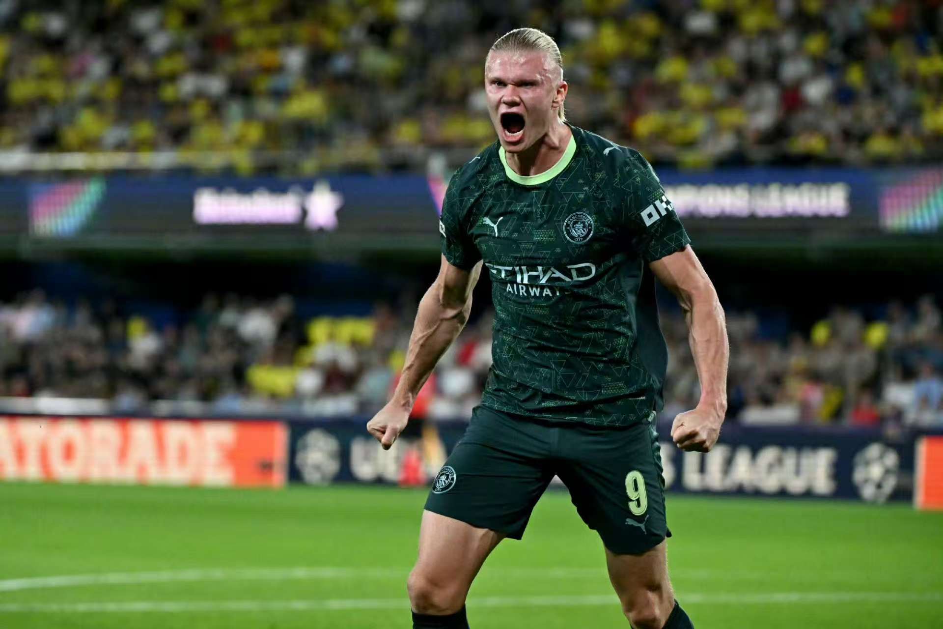 Premier League se opět rozjíždí a Haaland definuje novou éru pro středního útočníka.